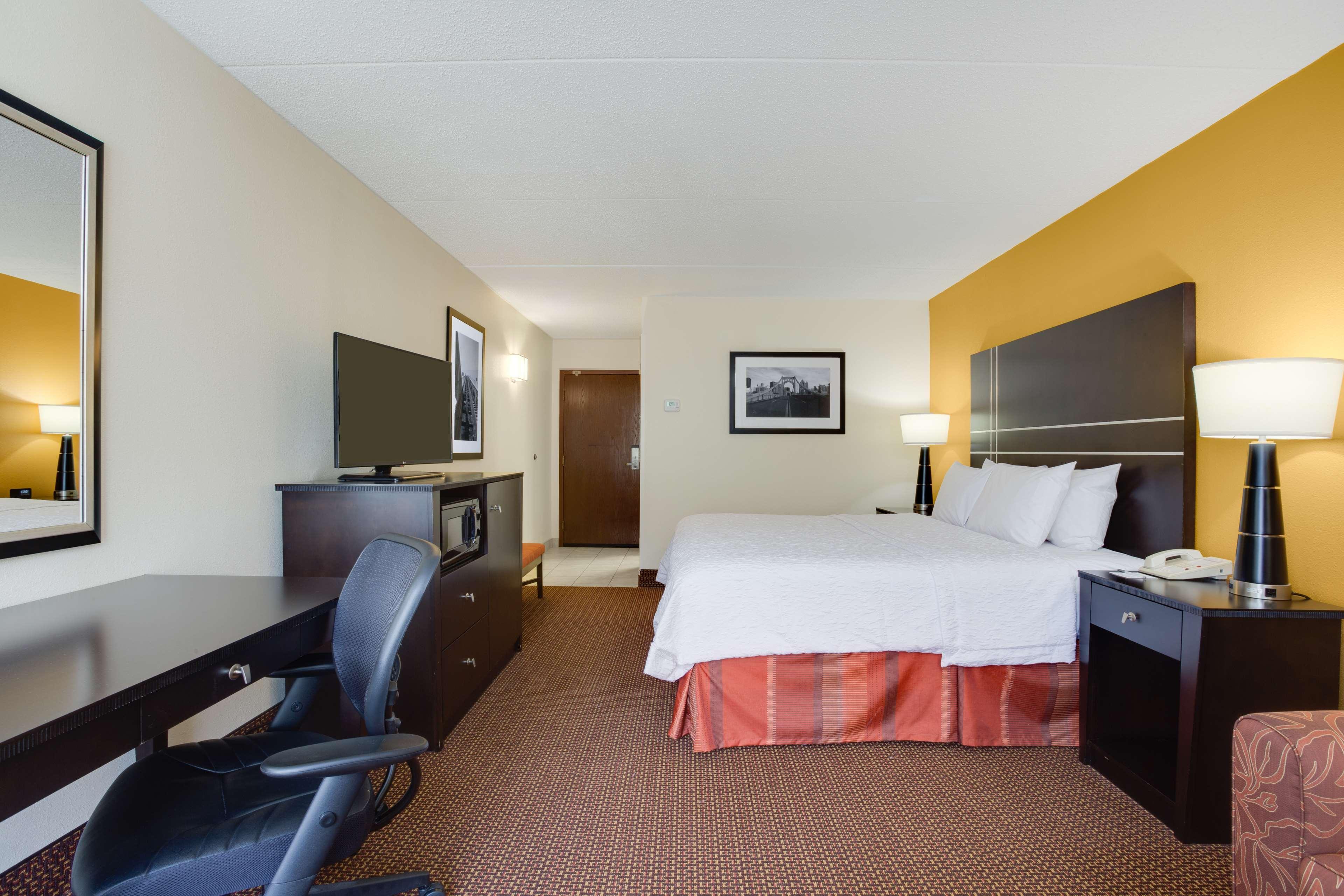 Hampton Inn Pittsburgh/West Mifflin Exterior foto